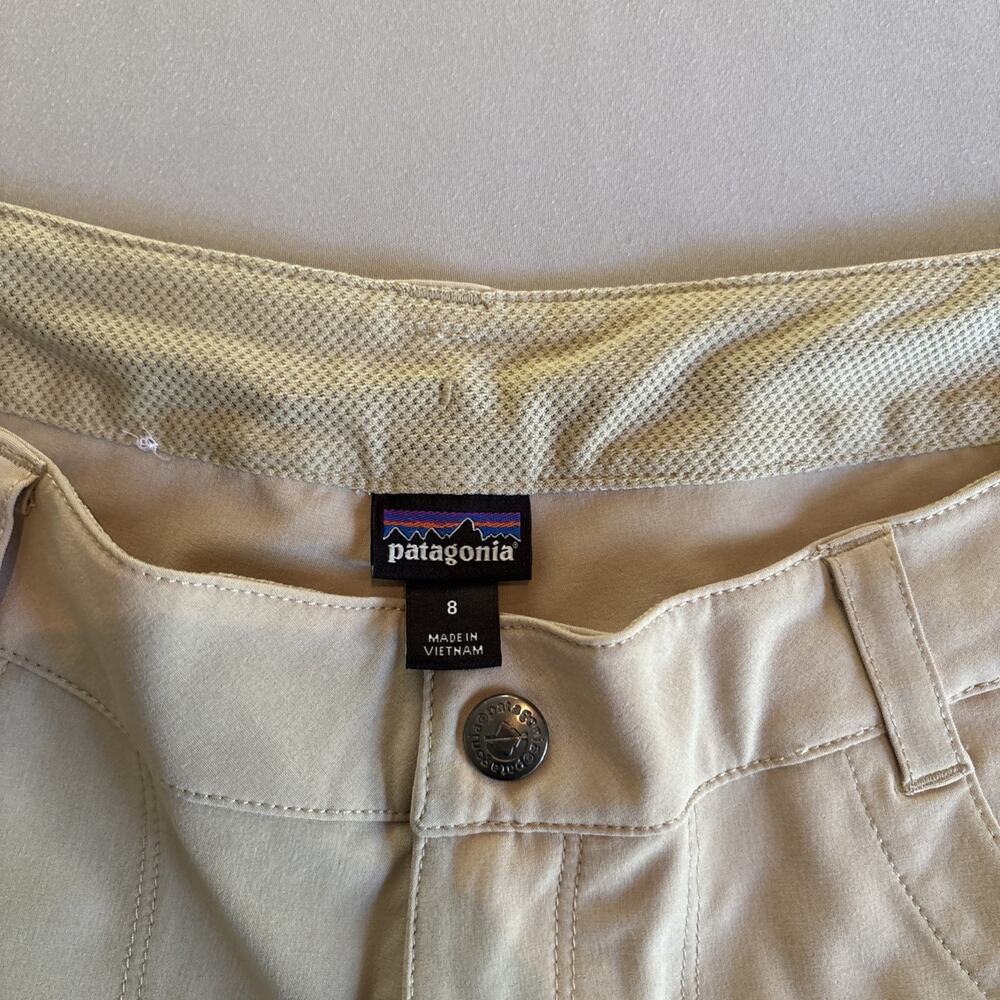 Patagonia 8 women’s beige outdoor hiking gym shorts - Picture 2 of 6